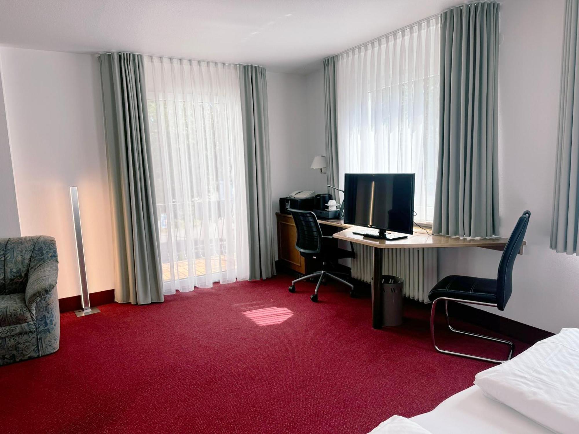 Hotel Restaurant Thum Balingen Exterior photo
