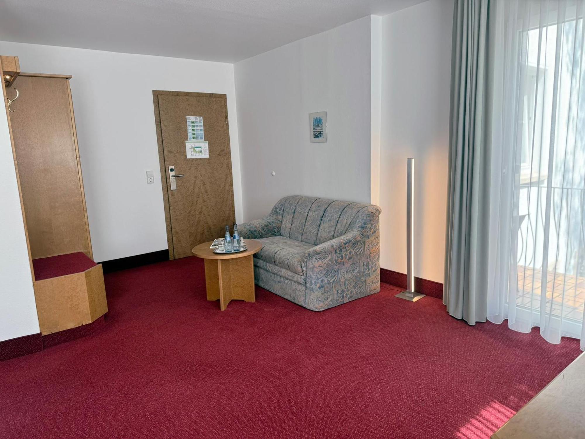 Hotel Restaurant Thum Balingen Exterior photo