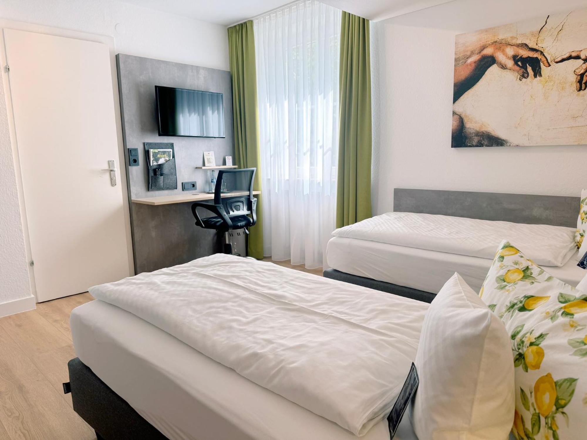 Hotel Restaurant Thum Balingen Exterior photo