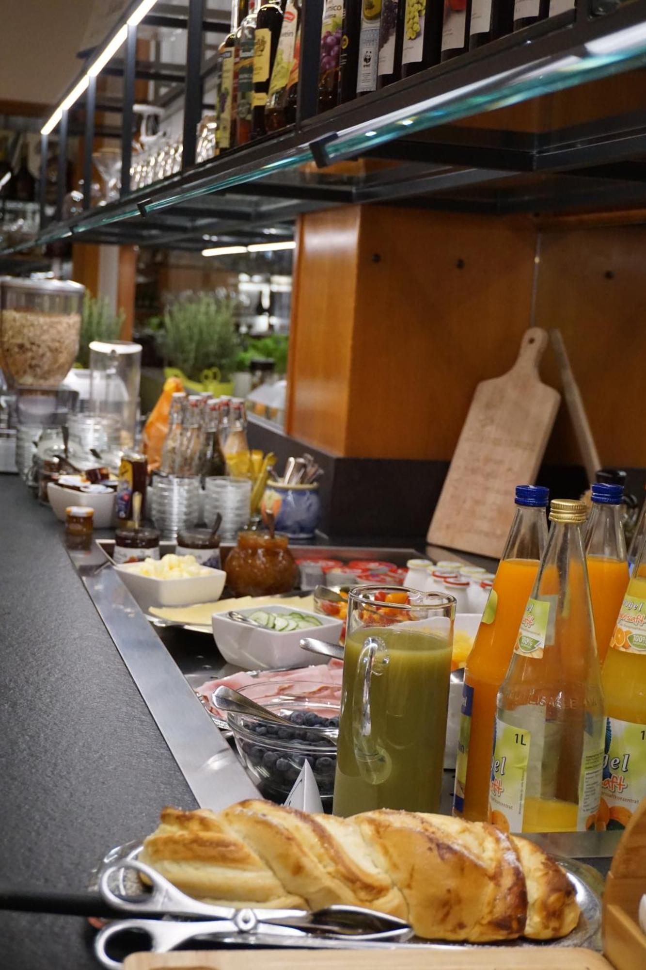 Hotel Restaurant Thum Balingen Exterior photo