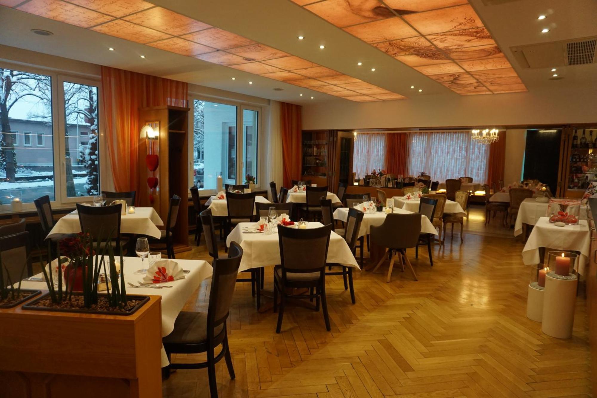 Hotel Restaurant Thum Balingen Exterior photo