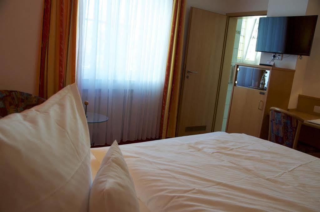Hotel Restaurant Thum Balingen Exterior photo